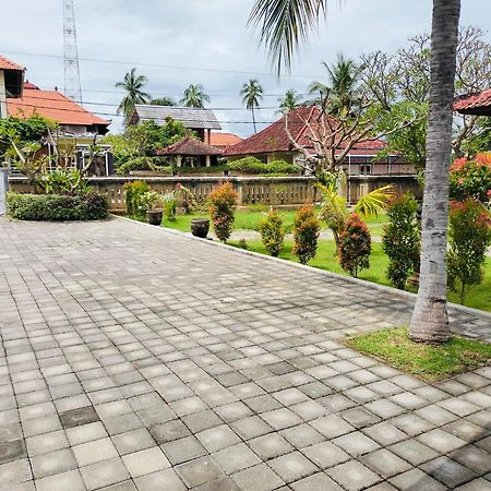 Bayumantra Bungalows Lovina Esterno foto